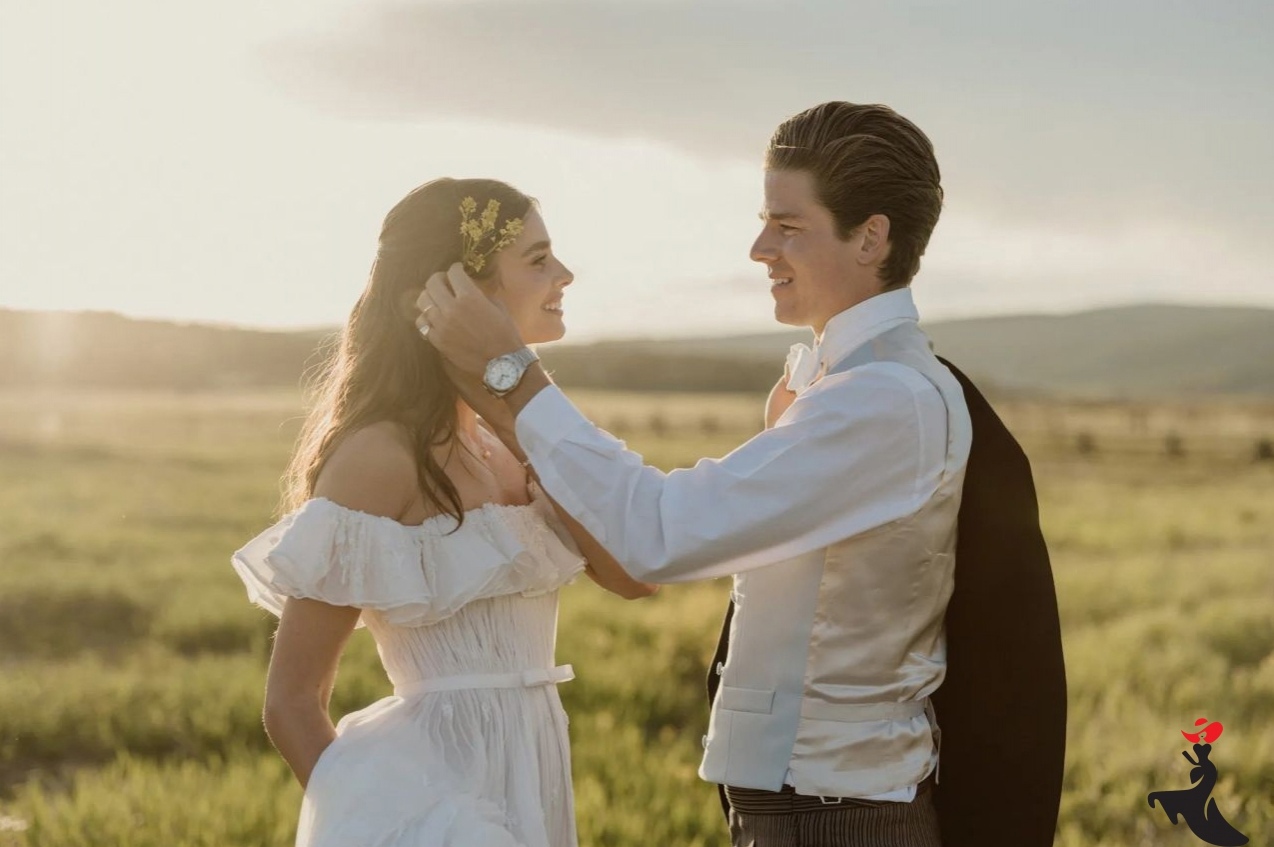 Бывший ангел Victoria's Secret Тейлор Хилл вышла замуж за финансиста